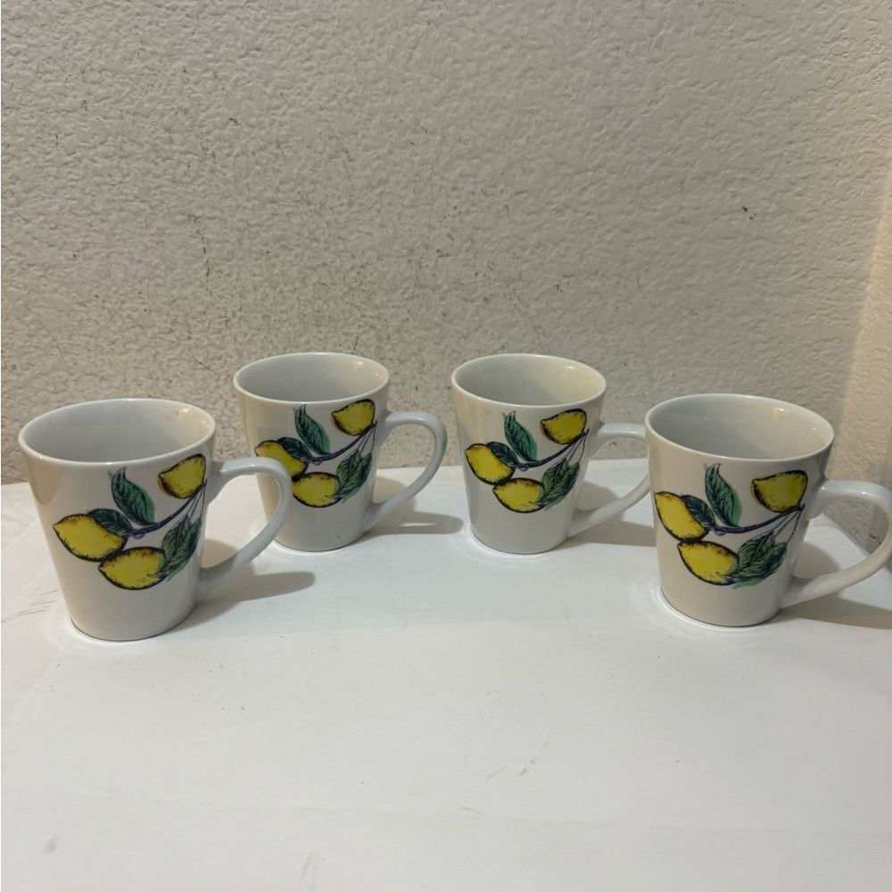 4 Sonoma Life & Style lemon  Coffee Mug